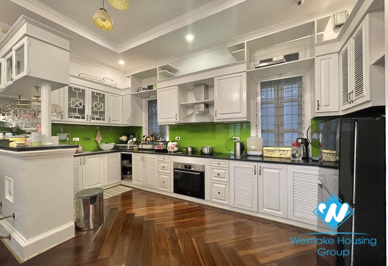 Large house for rent in D block, Tay Ho, Hanoi